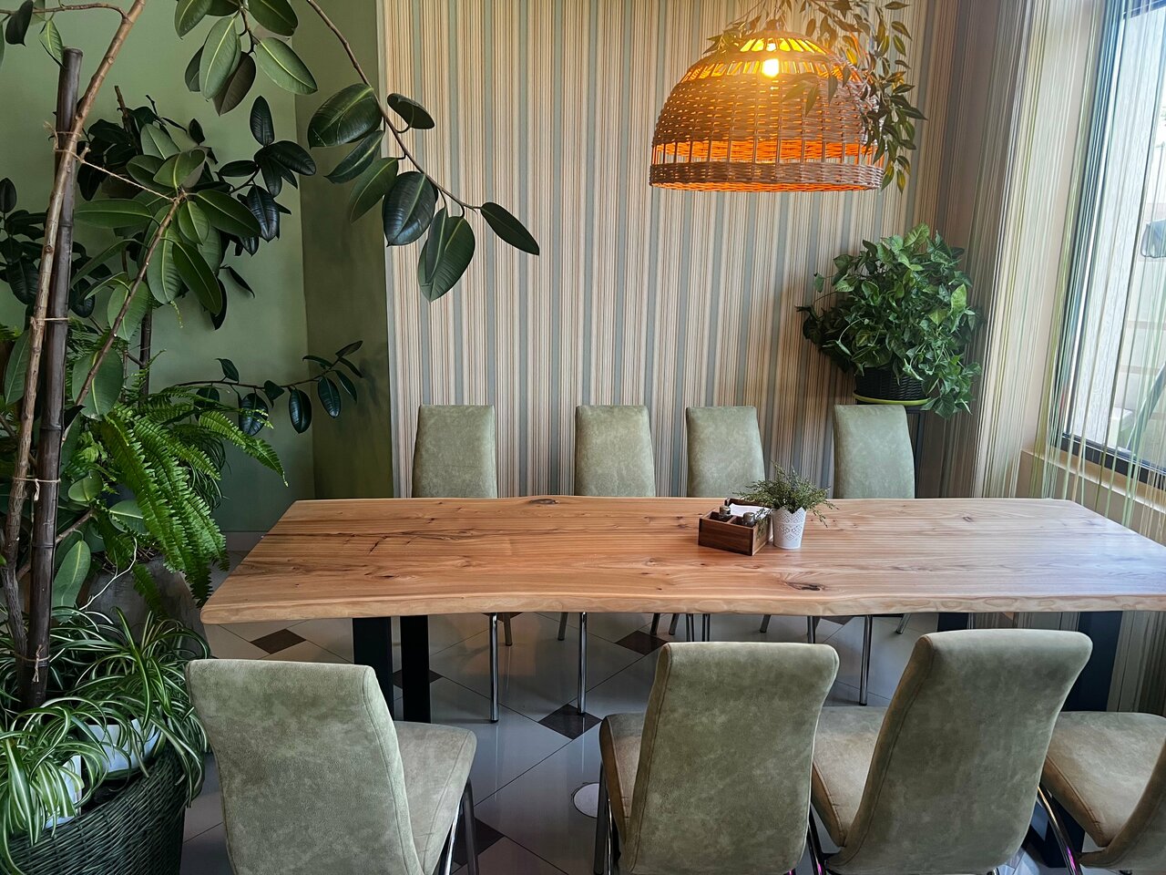 Гостиница Винговер Сукко