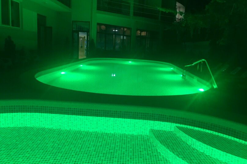 Гостиница Винговер Сукко-39