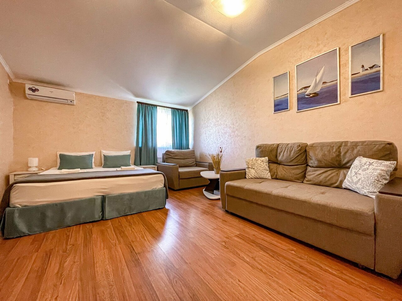 Гостиница Винговер Сукко