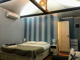 Гостиница Винговер Сукко Стандартный четырехместный номер-4