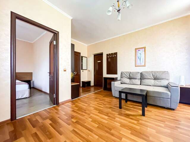 Гостиница Винговер Сукко-140