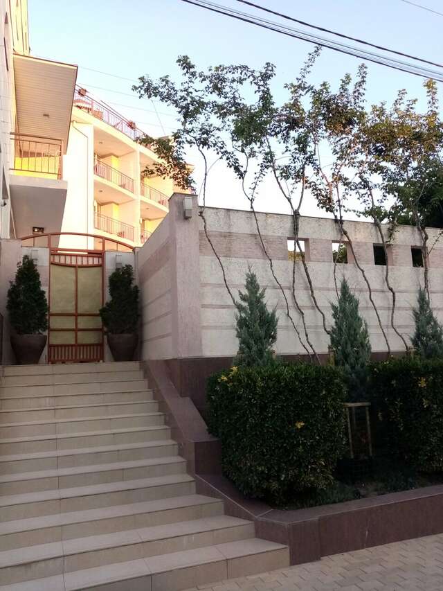 Гостиница Винговер Сукко-236