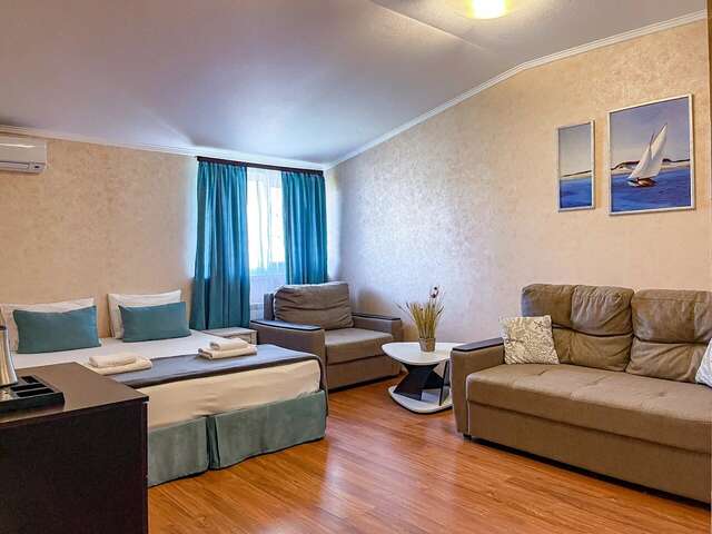 Гостиница Винговер Сукко-50