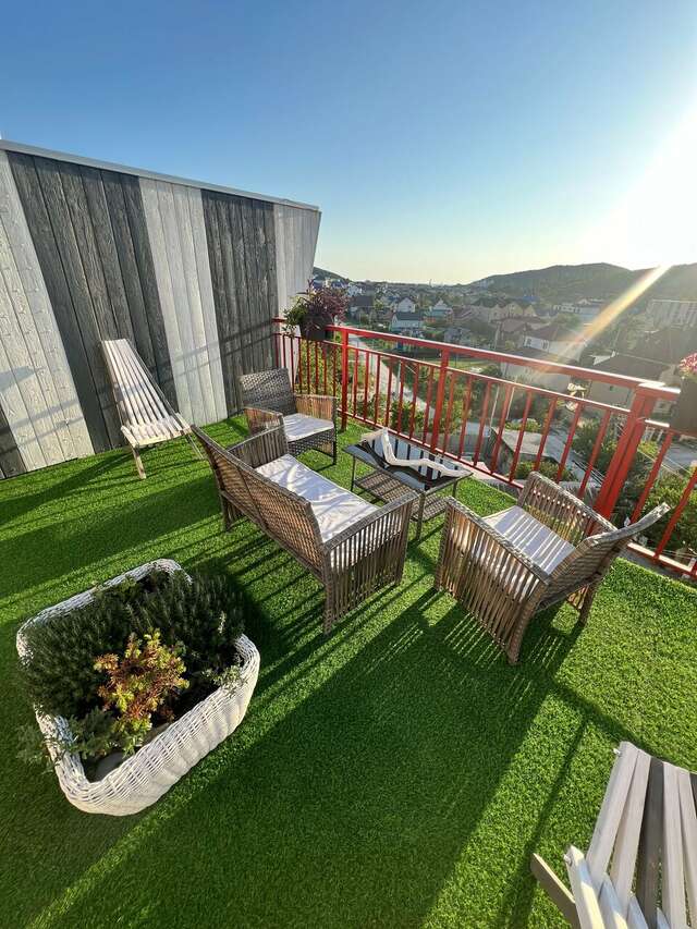 Гостиница Винговер Сукко-95