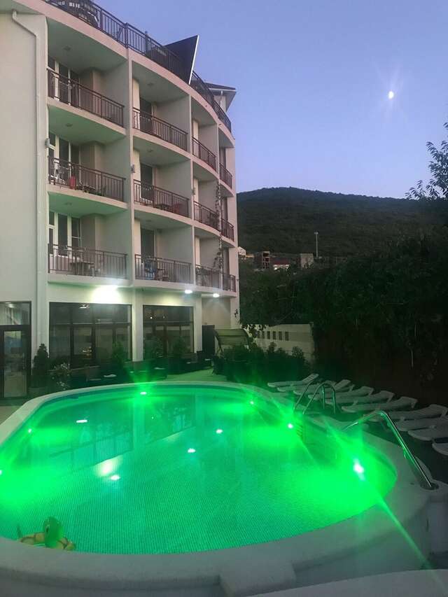 Гостиница Винговер Сукко-80