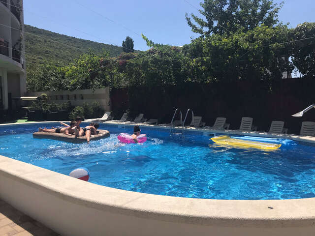 Гостиница Винговер Сукко-70